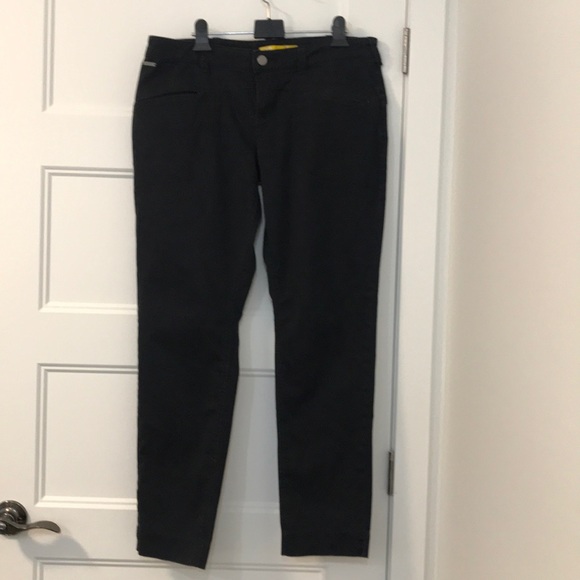 Lolë pant - Picture 1 of 4